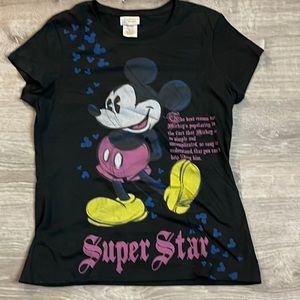 ❤️DISNEY MICKEY T-SHIRT NWOT SIZE XXL JR.❤️